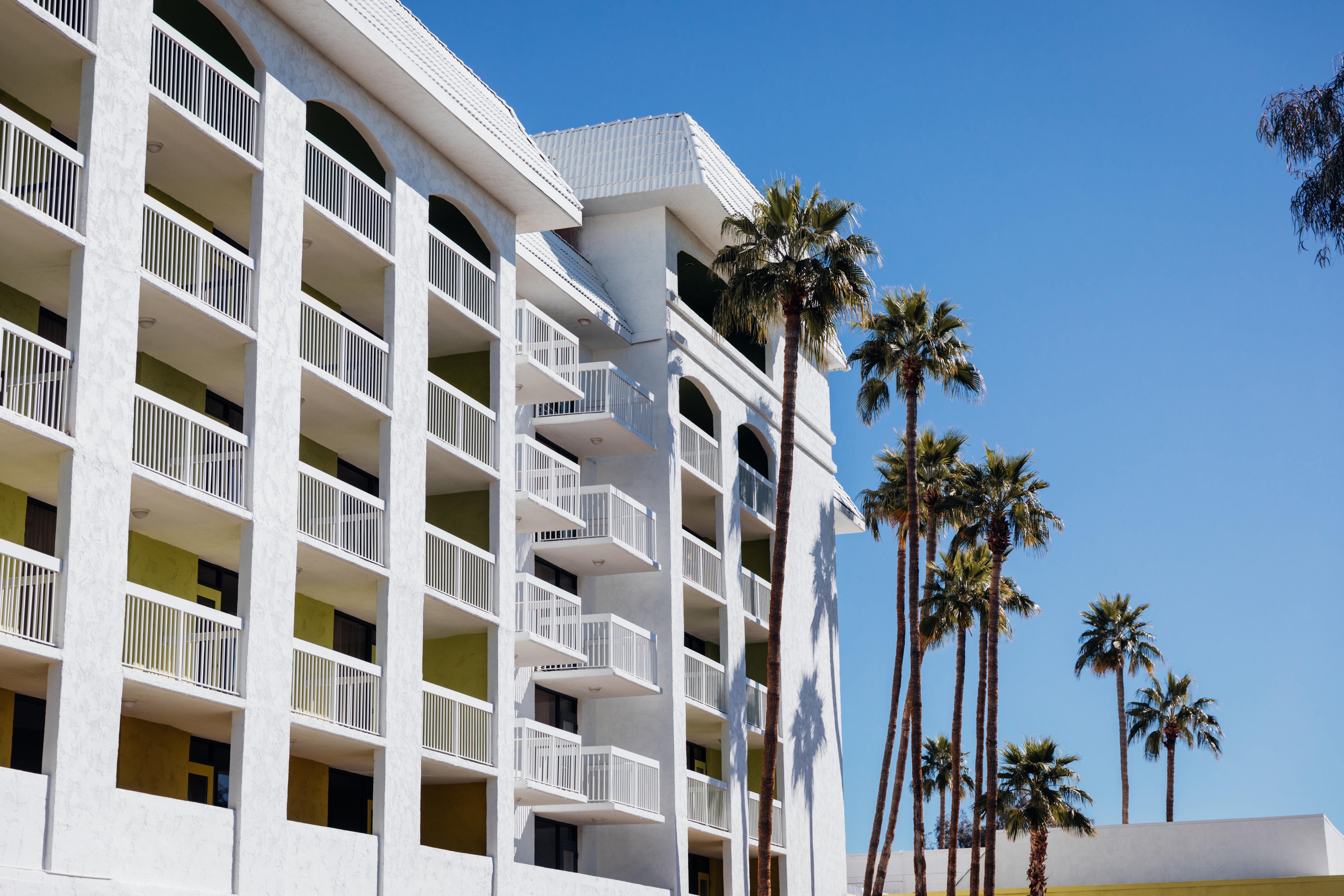 Holiday Inn & Suites Phoenix-Mesa-Chandler, An Ihg Hotel Exterior photo